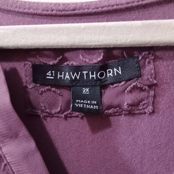 41 Hawthorn Split Neck Swiss Dot Sleeveless Top - Picture 7 of 8